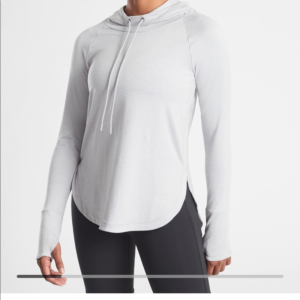 Athleta long sleeved shirt